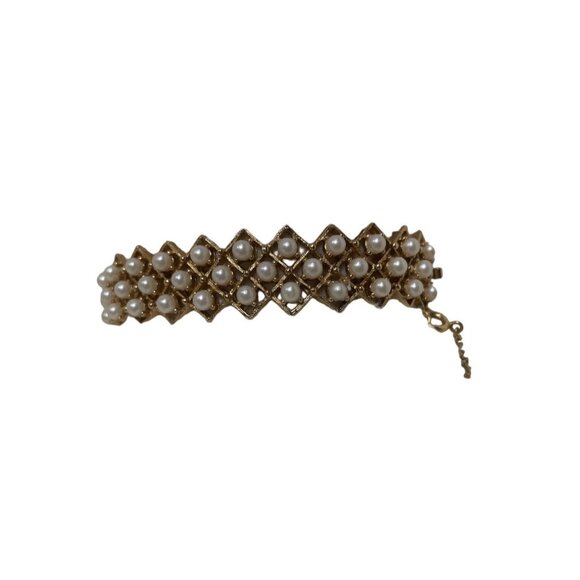 Vintage Napier Gold-Tone Pearl Bracelet With Safety Chain & Lattice Design - Picture 1 of 7